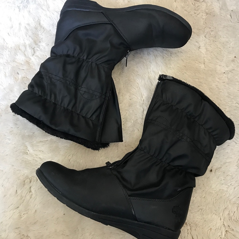 Snow boots with zipper